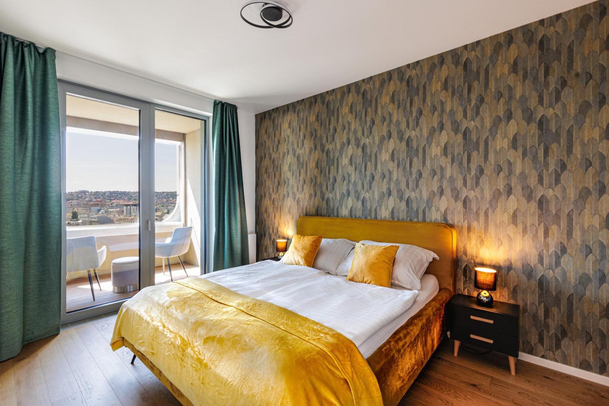 ברטיסלאבה Sky Park 1 - Luxurious #Instaworthy Apartment In Downtown City Center With Included Parking, Best Address In Town מראה חיצוני תמונה